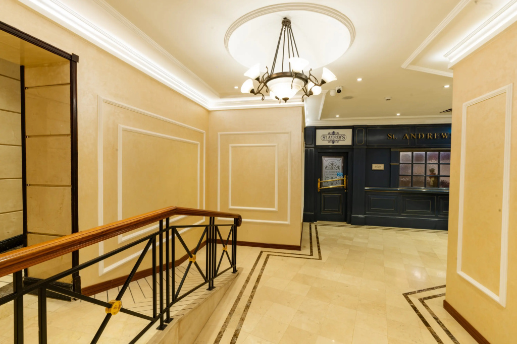 Отель Luxe Avenue
