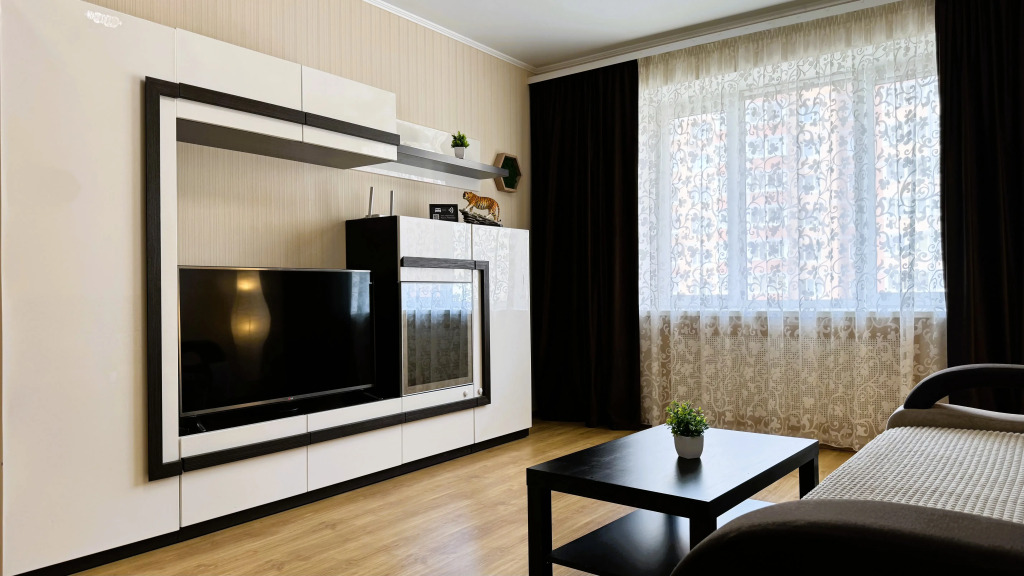 Квартира Right Room двухкомнатная на 65 лет Победы 41к1