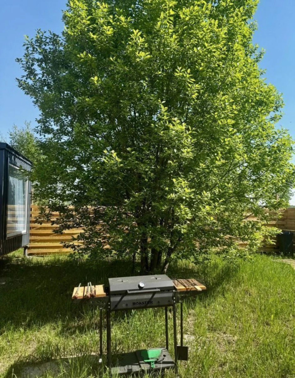 Частный дом с уличным теплым джакузи
