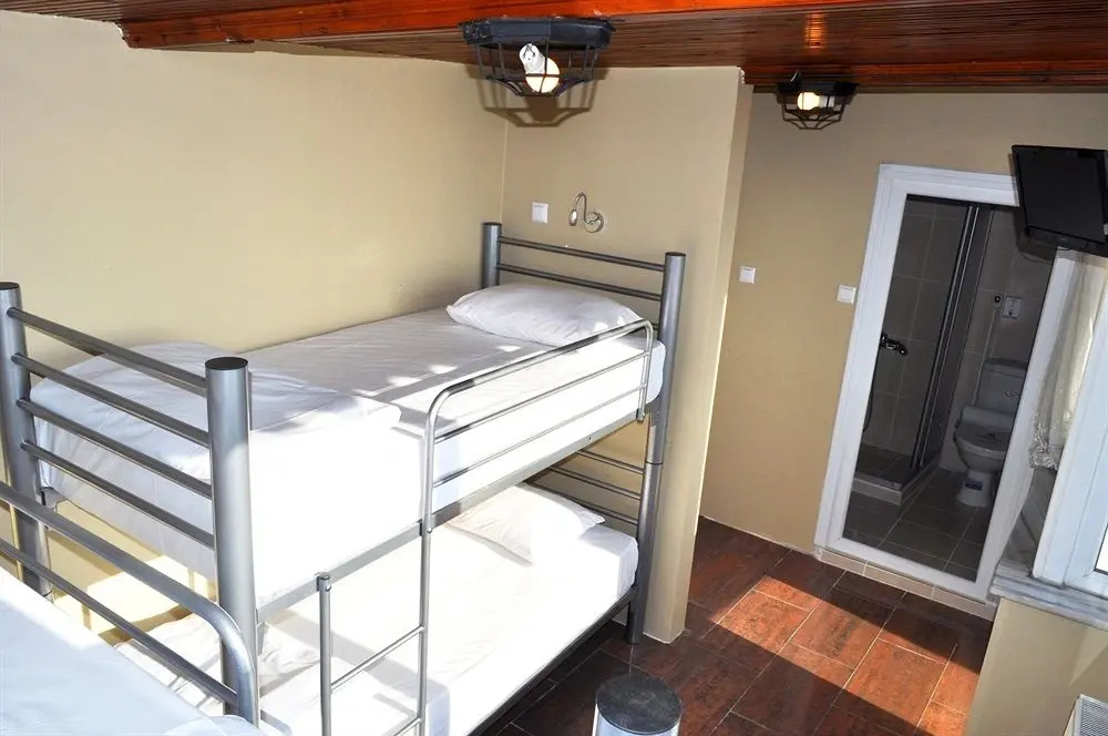 Antique Hostel