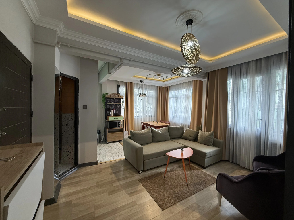 Апартаменты Stylish 2BR Near Sultanahmet w/ Projector & PS