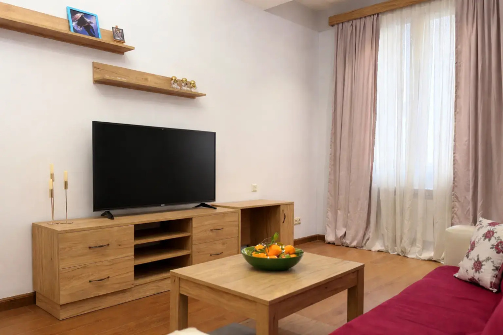 Апартаменты с 1 спальней и балконом от Sweet Home