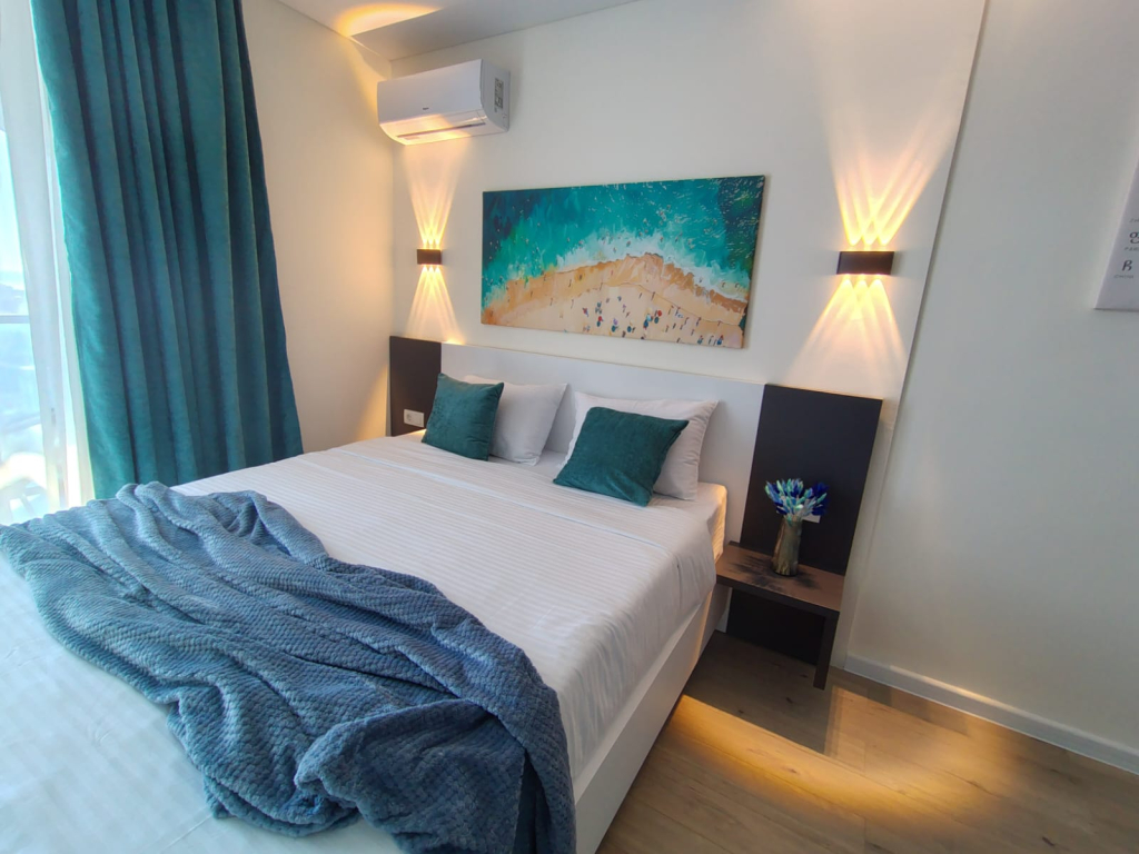 Апартаменты AU Aparts 38th floor with Stadium view in Batumi Calligraphy Towers
