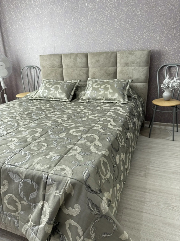 Квартира на Антонова 30