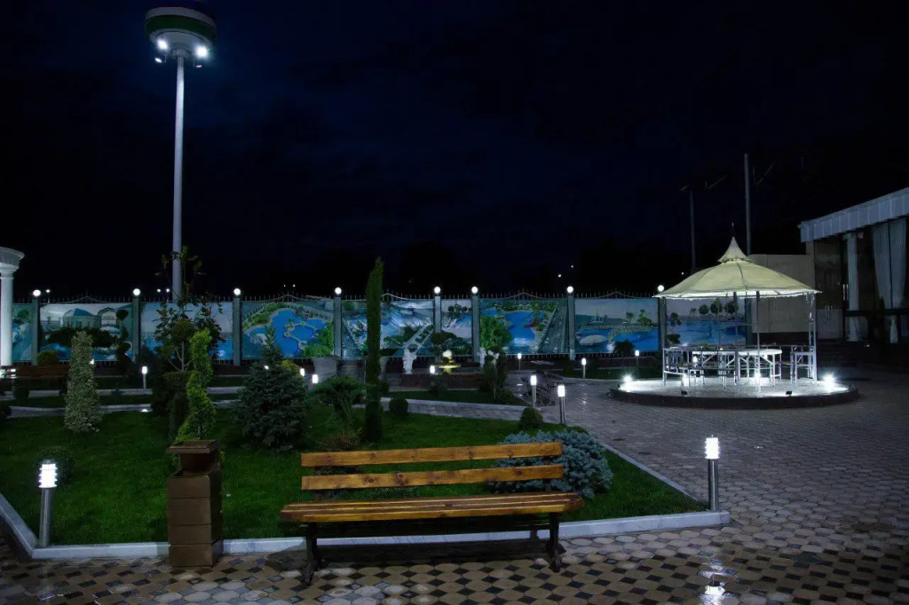 Alexander Hotel