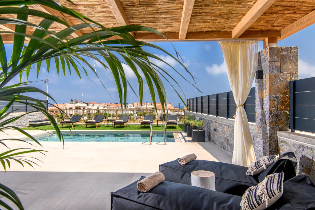 Calma Villas Crete - heated pool