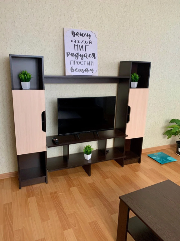 Квартира 2ккв у метро Парнас