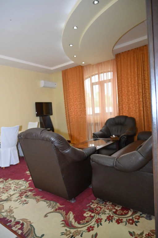 Mayisyan Kamurj Hotel