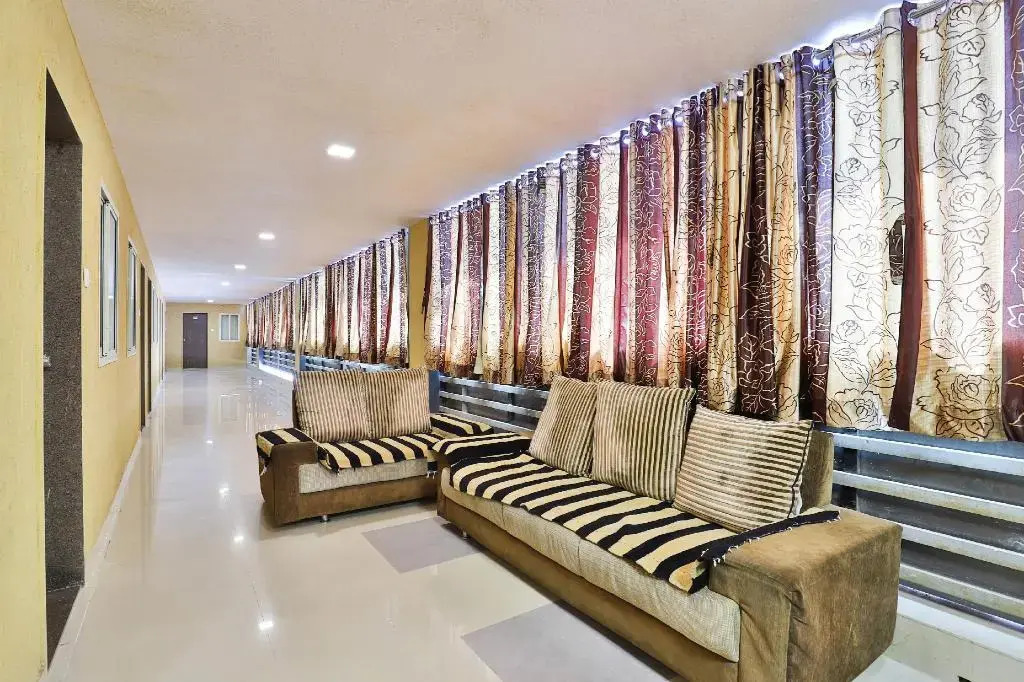 Отель Sparsh Inn