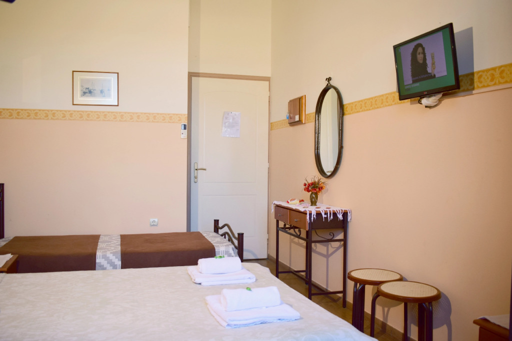 Stoa Rooms