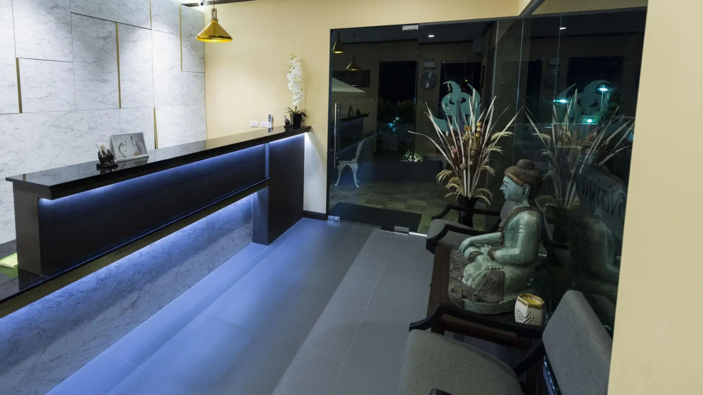 Naiya Buree Boutique Resort Nai Harn Beach