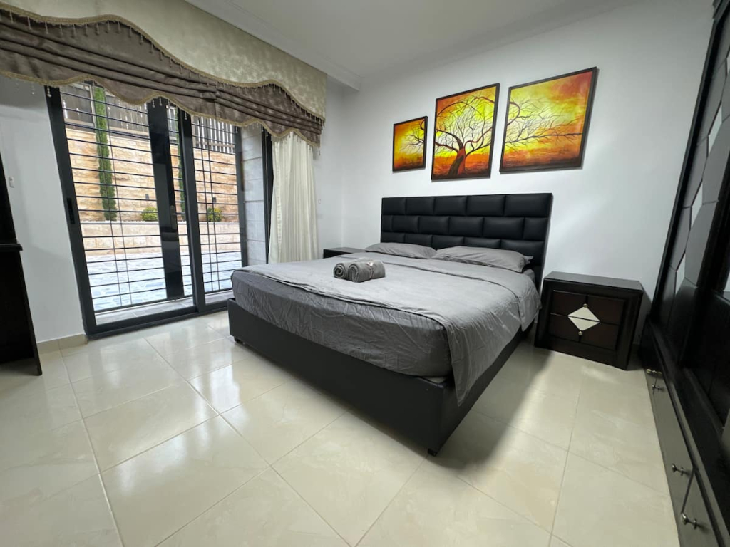 Апартаменты 2 En-suite Rooms Central & Garden Terrace