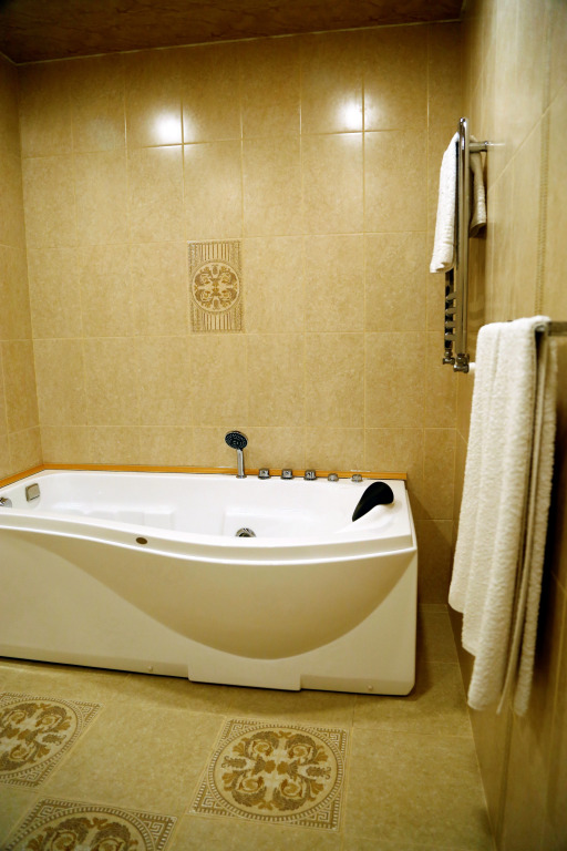 Tomus Hotel