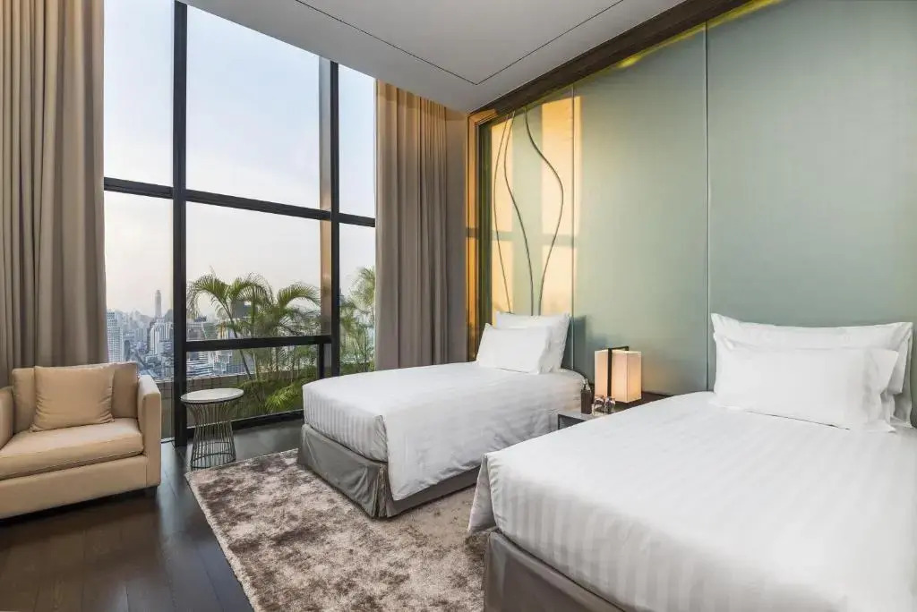Emporium Suites by Chatrium
