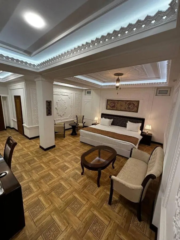 Отель Shahriston