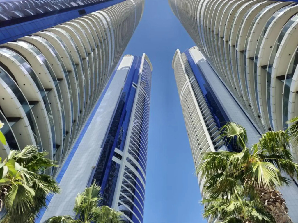 Апартаменты Cosmos Living Paramount Hotels & Resorts Dubai