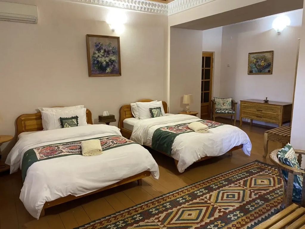 Salom Inn