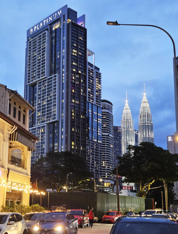 HOME STYLE at Platinum Suites 2 KLCC Twin Towers