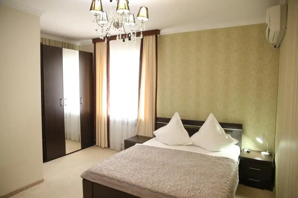Sweet Home Hotel