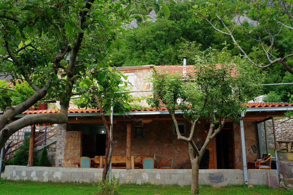 Old House Kontic