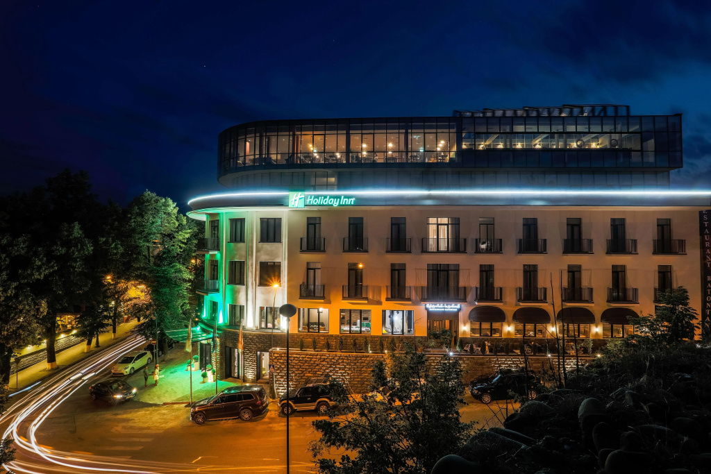 Отель Holiday Inn Telavi, an IHG Hotel