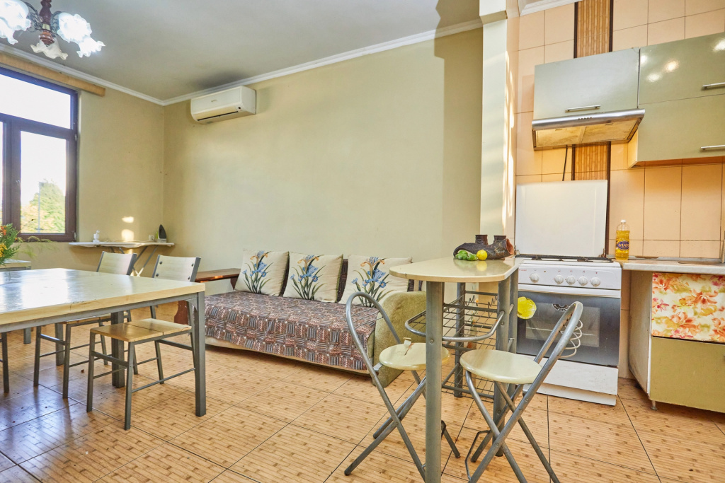 Akhimsa Hotel