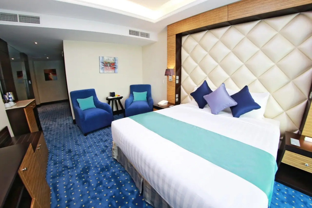 Armada Avenue Hotel
