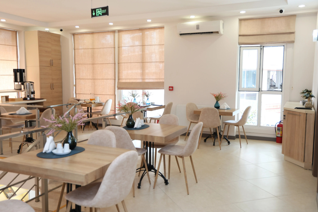 Aniko Hotel