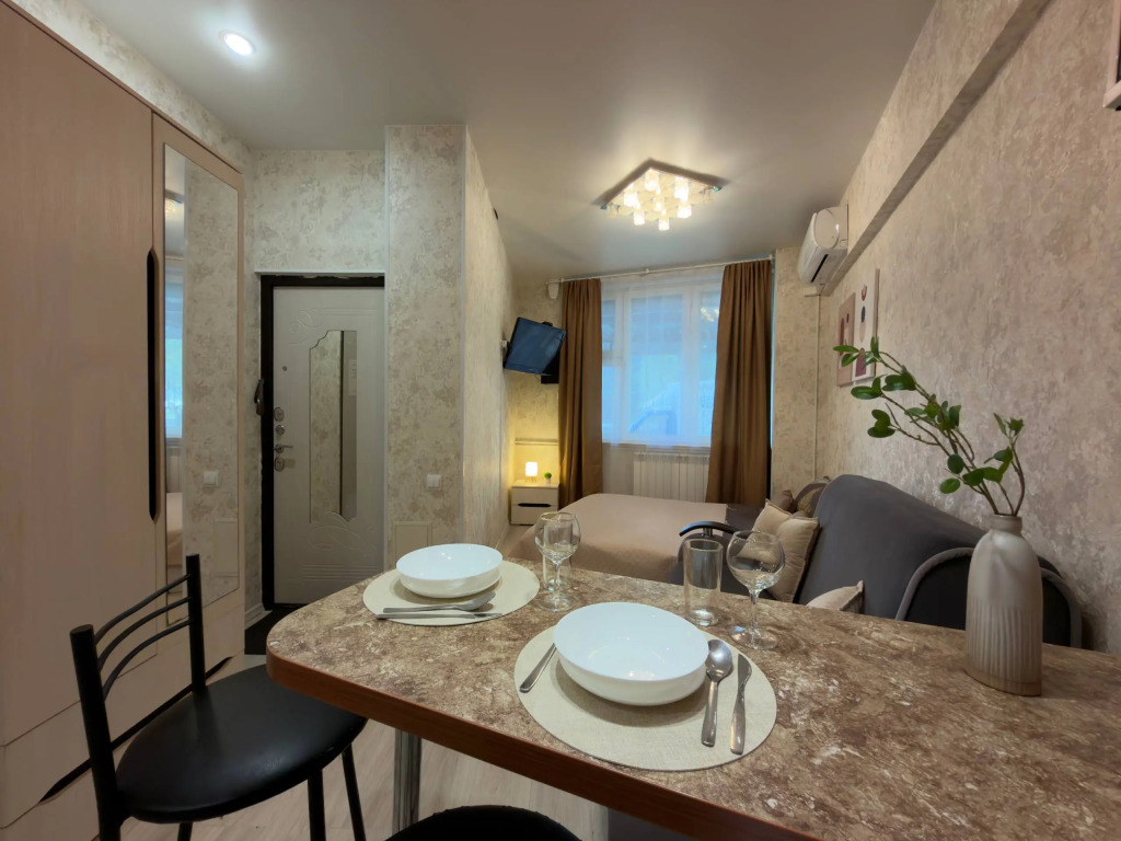 Квартира Апартамент возле метро 3