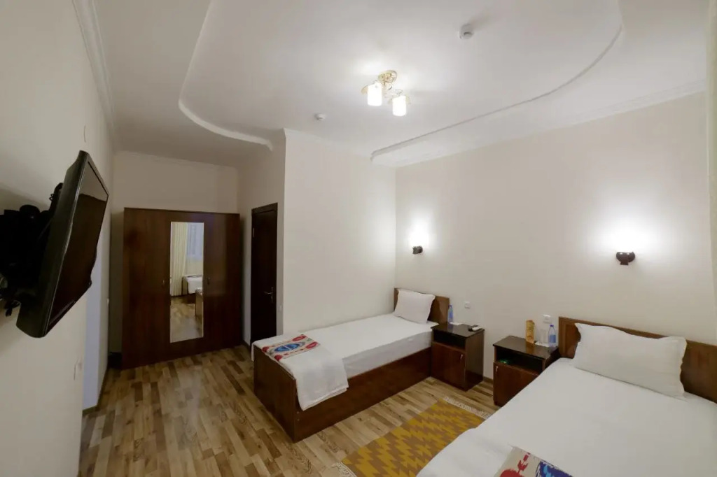 Хостел Caravan Boutique Inn
