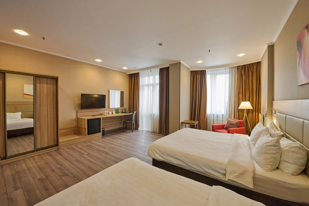Отель Ramada by Wyndham Rostov-on-Don Hotel & SPA