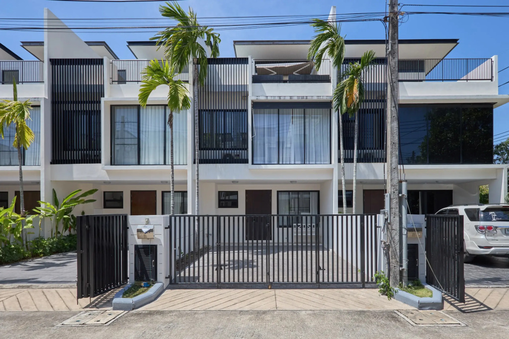 Апартаменты Townhouse Laguna Park 65/124