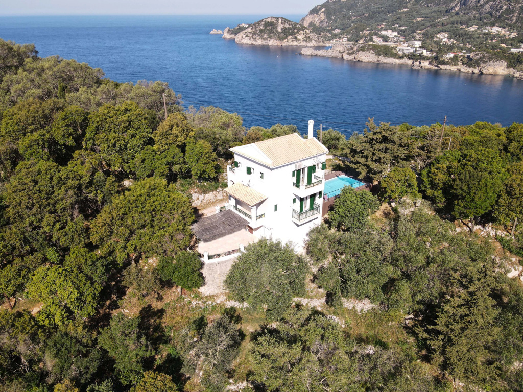 Вилла Pyrgos