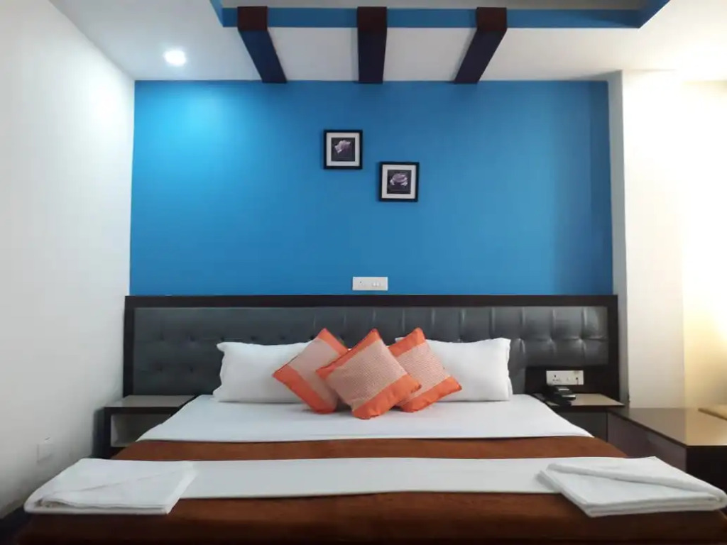 La Casa Hotel