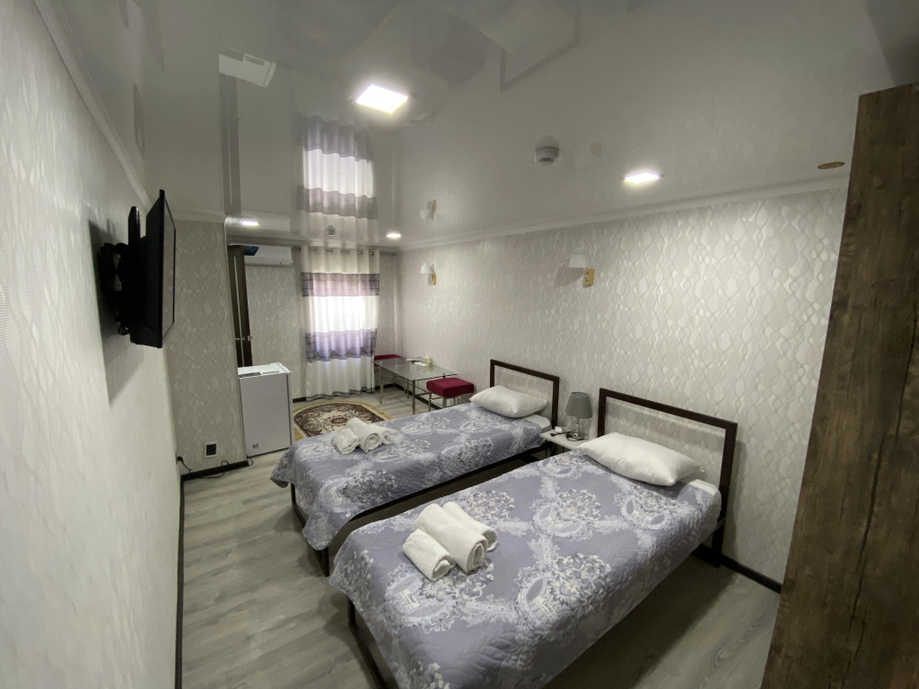 Отель Hotel Uzbegim
