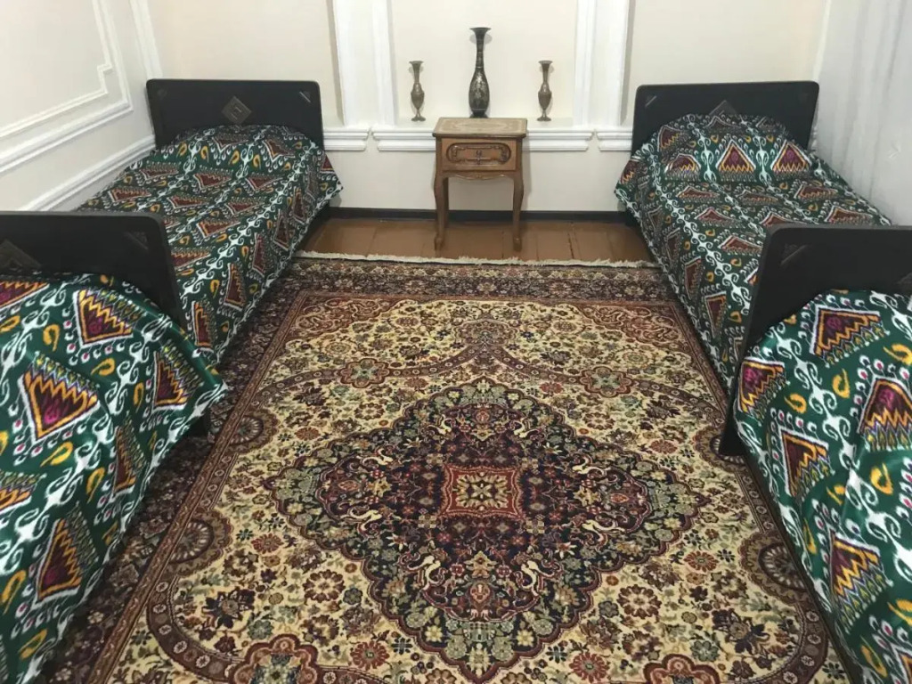 Diyor Hostel