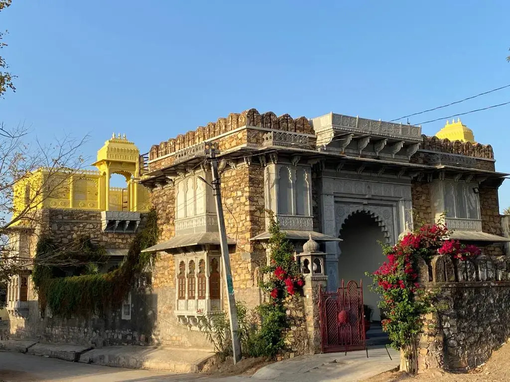 Отель Haveli Gokul Niwas