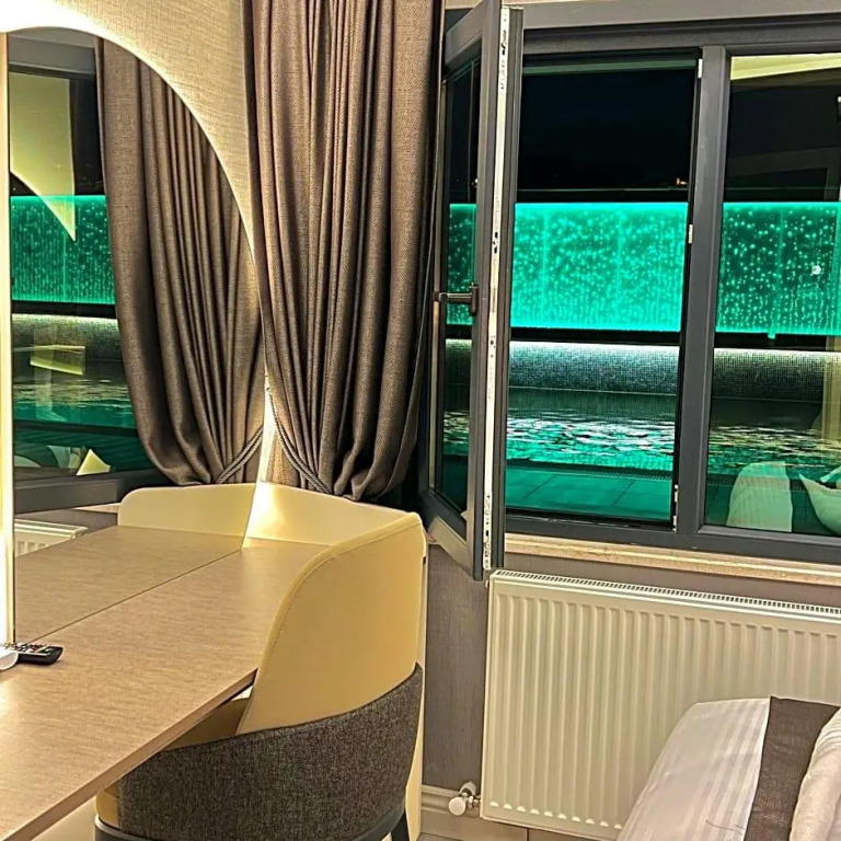 MQ Hotel Suites & SPA