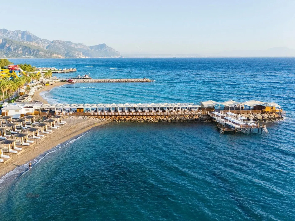 Rixos Sungate - The Land of Legends Access