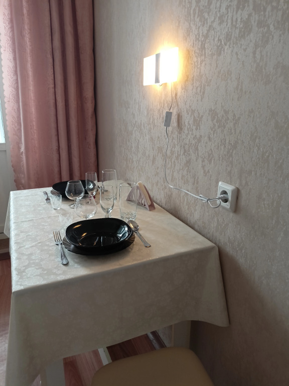 Квартира 1-комнатная квартира 40м2