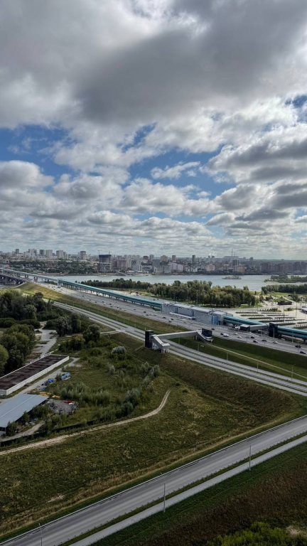 Квартира Зеркало города панорамная студия
