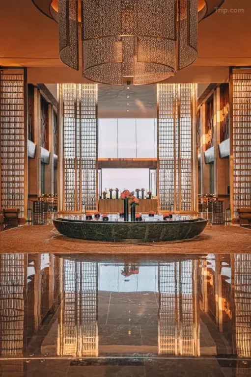 Отель Sofitel Sanya Leeman Resort