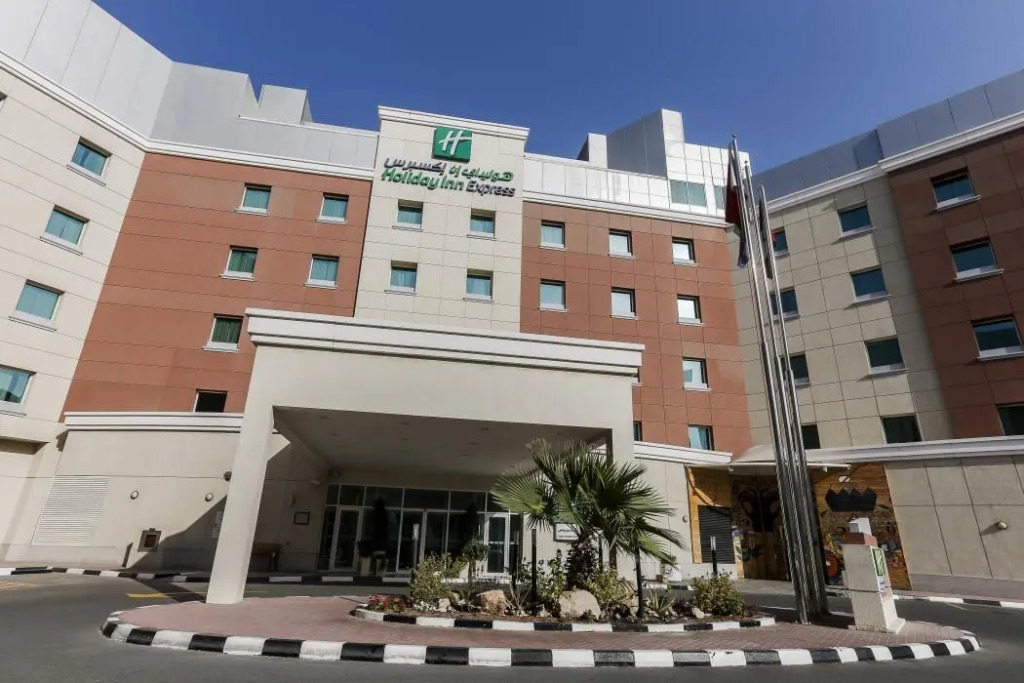 Holiday Inn Express Dubai Internet City by IHG