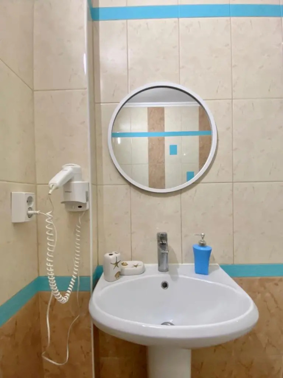 Отель Компас