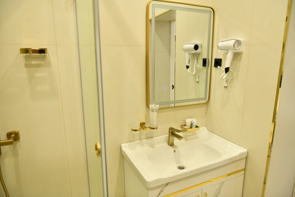 Отель QUT Hotel