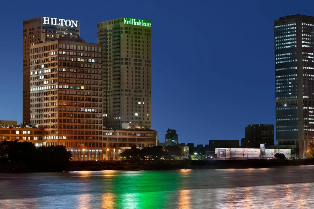 Отель Cairo World Trade Center Hotel & Residences