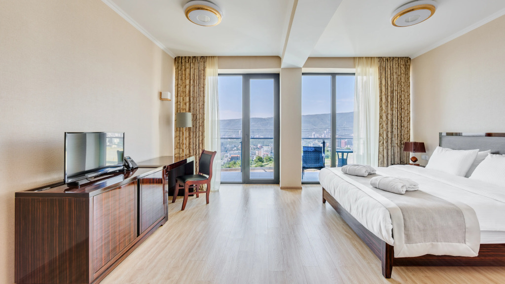 Lisi Hills Hotel