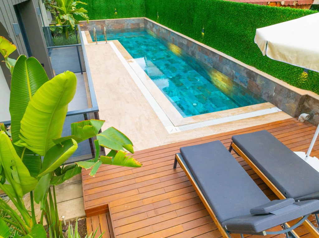 Zeluxe Suite Hotel