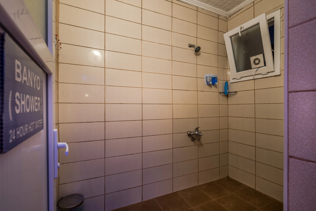 Erenler HoTeL & HosTeL