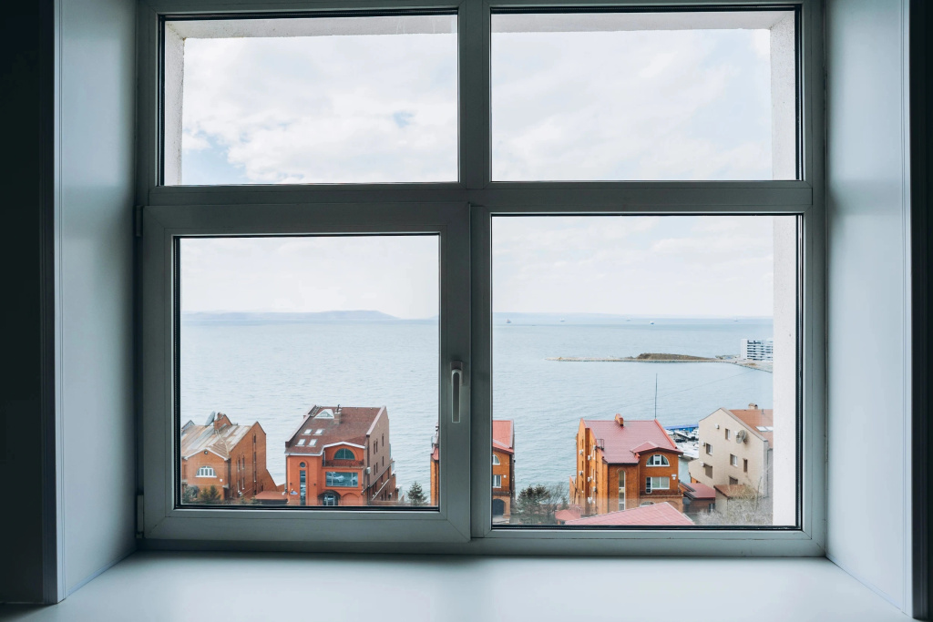 Отель Port May